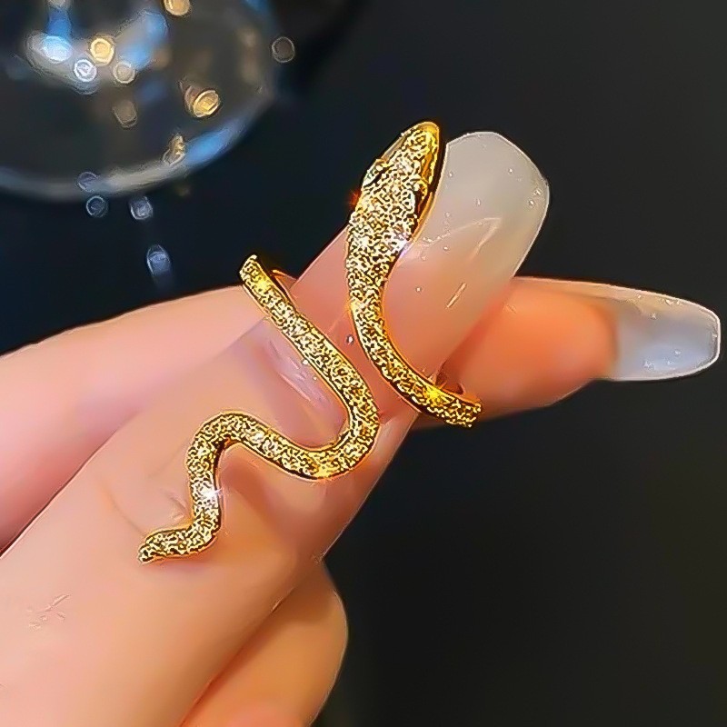 Diamond-Encrusted Snake Ring, Gold