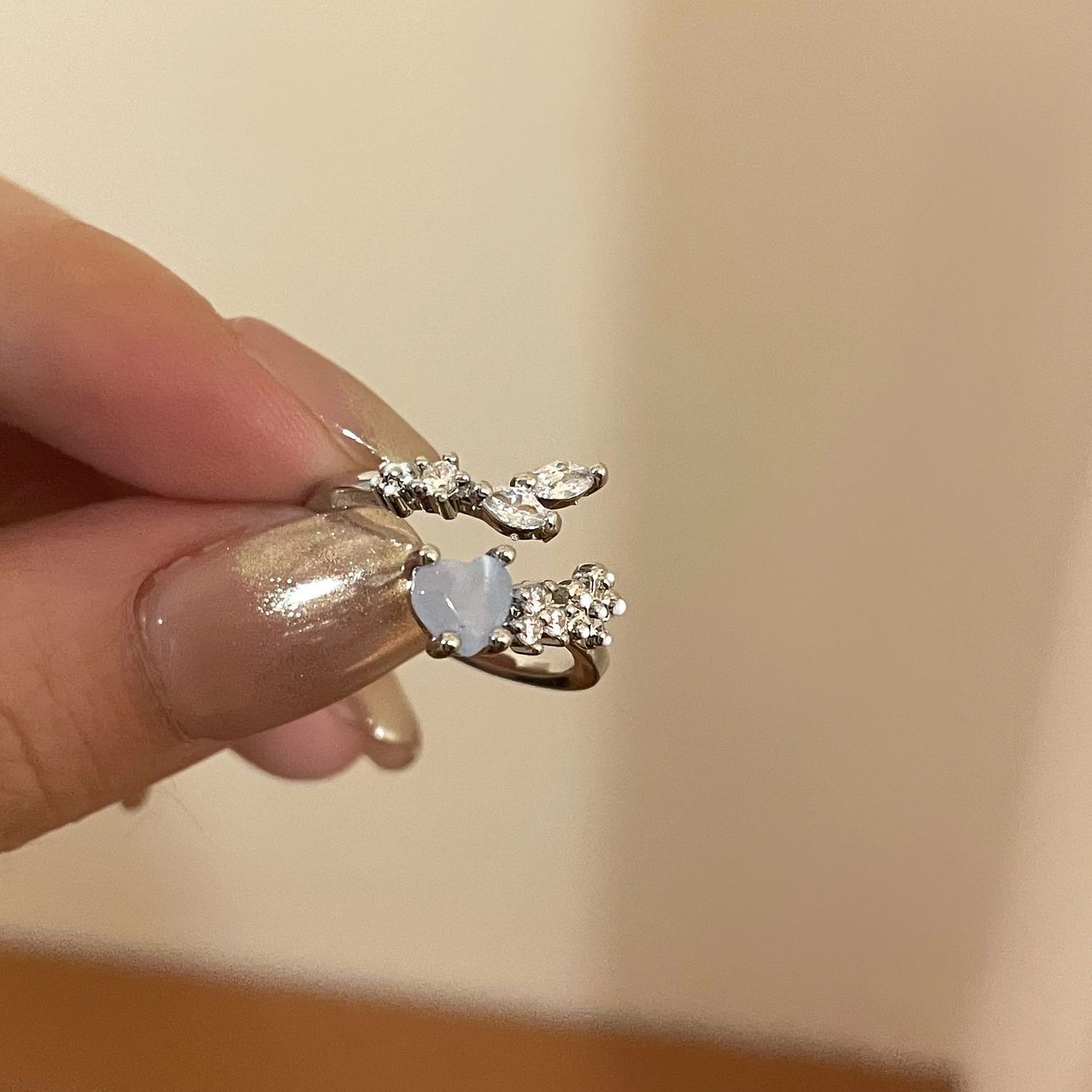 Aquamarine Heart-Shaped Moonstone Zircon Ring Style 2